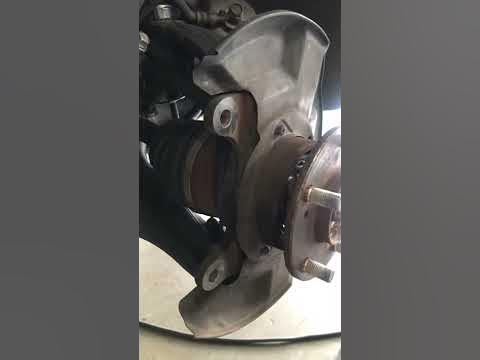 2015 Honda Accord wheel stud - YouTube