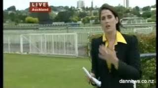 Download lagu TV One Midday News Blooper