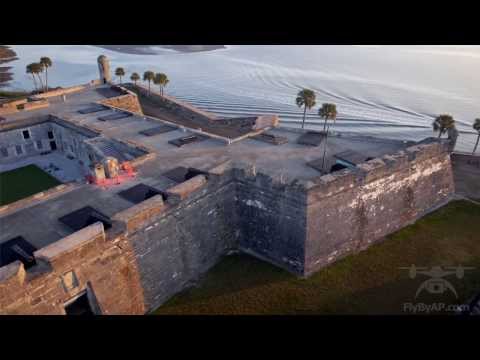 Video: Castillo de San Cristobal'ı ziyarət etmək üçün bələdçi