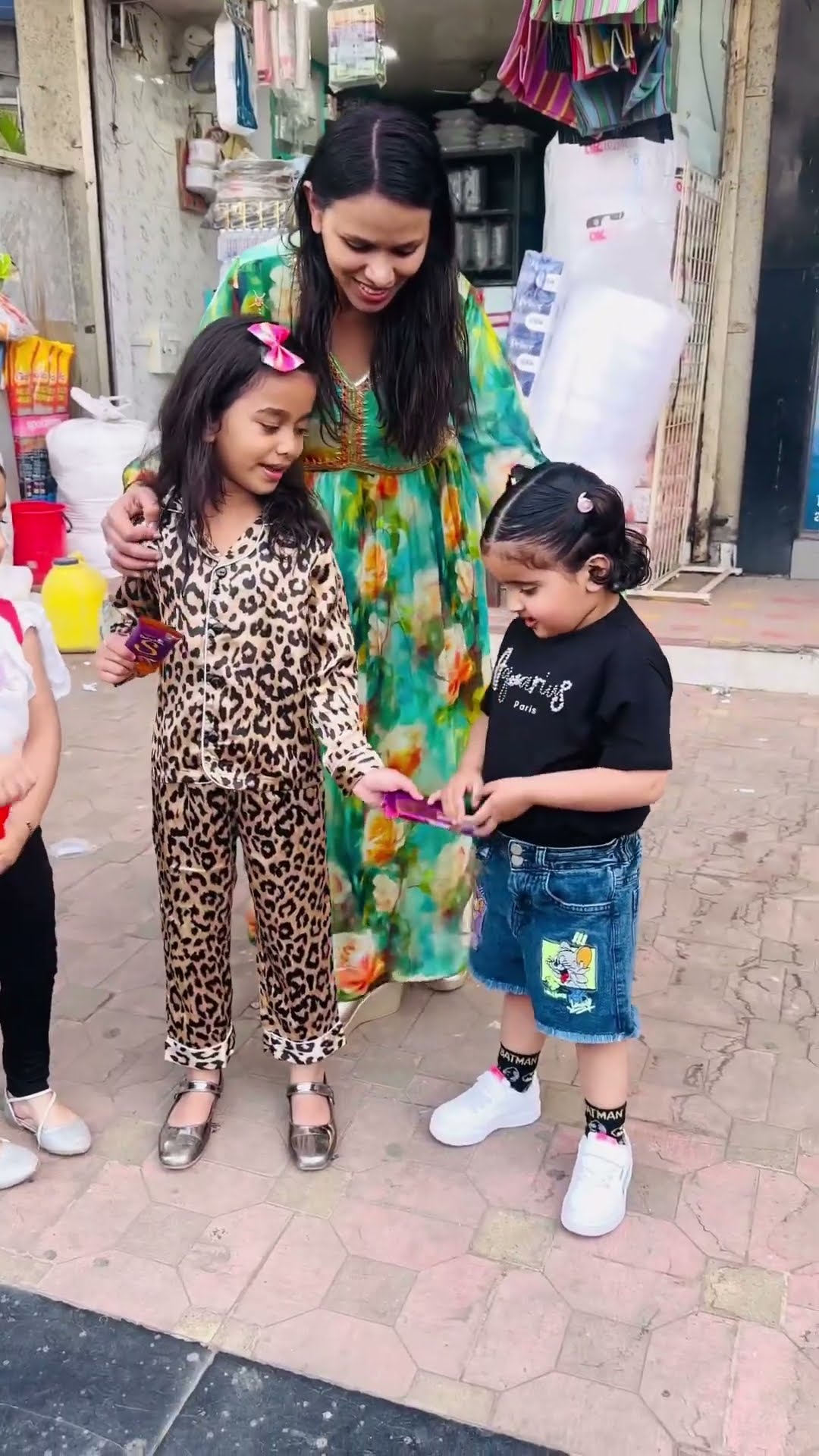 amaira ne diya gift #amairagurjar #shorts