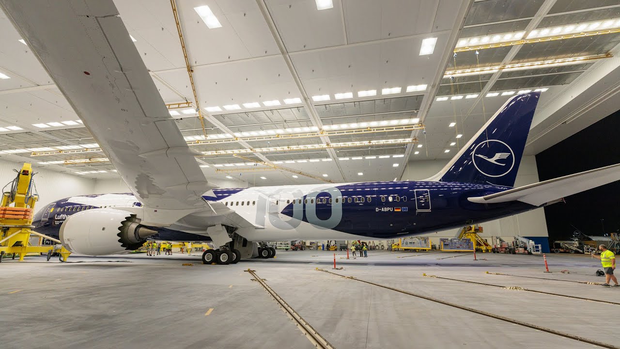 Lufthansa 100 Years | Boeing 787-9: 100-Year Livery Design Reveal