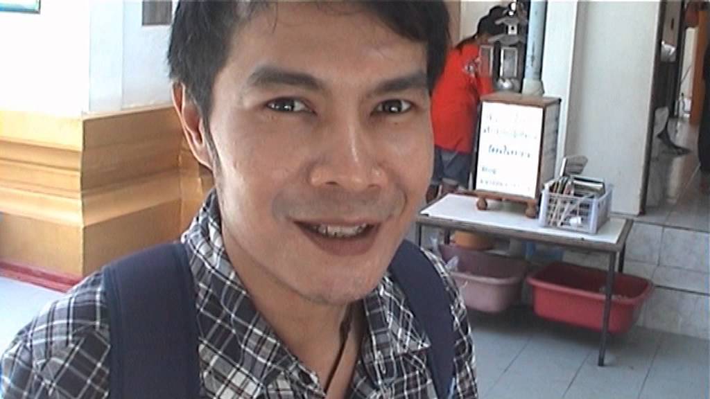 หลวงพ่อโบสถ์น้อย - YouTube