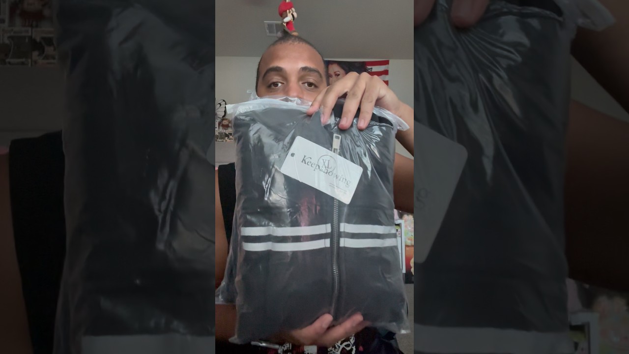 Amazon keep showing cotton vintage wash, zipper hoodie, and sweatpants with Rock Mercury ￼