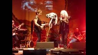 Cyndi Lauper &quot;I Want To Be A Cowboy&#39;s Sweetheart&quot; @ Grugliasco (Italy) 07.07.2016