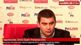 Gazeteciler, Ümit Özatı Protesto Etti