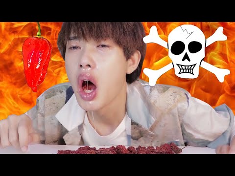 Don&rsquo;t kill series! Brother eats 102 one million spicy devil peppers in one breath!