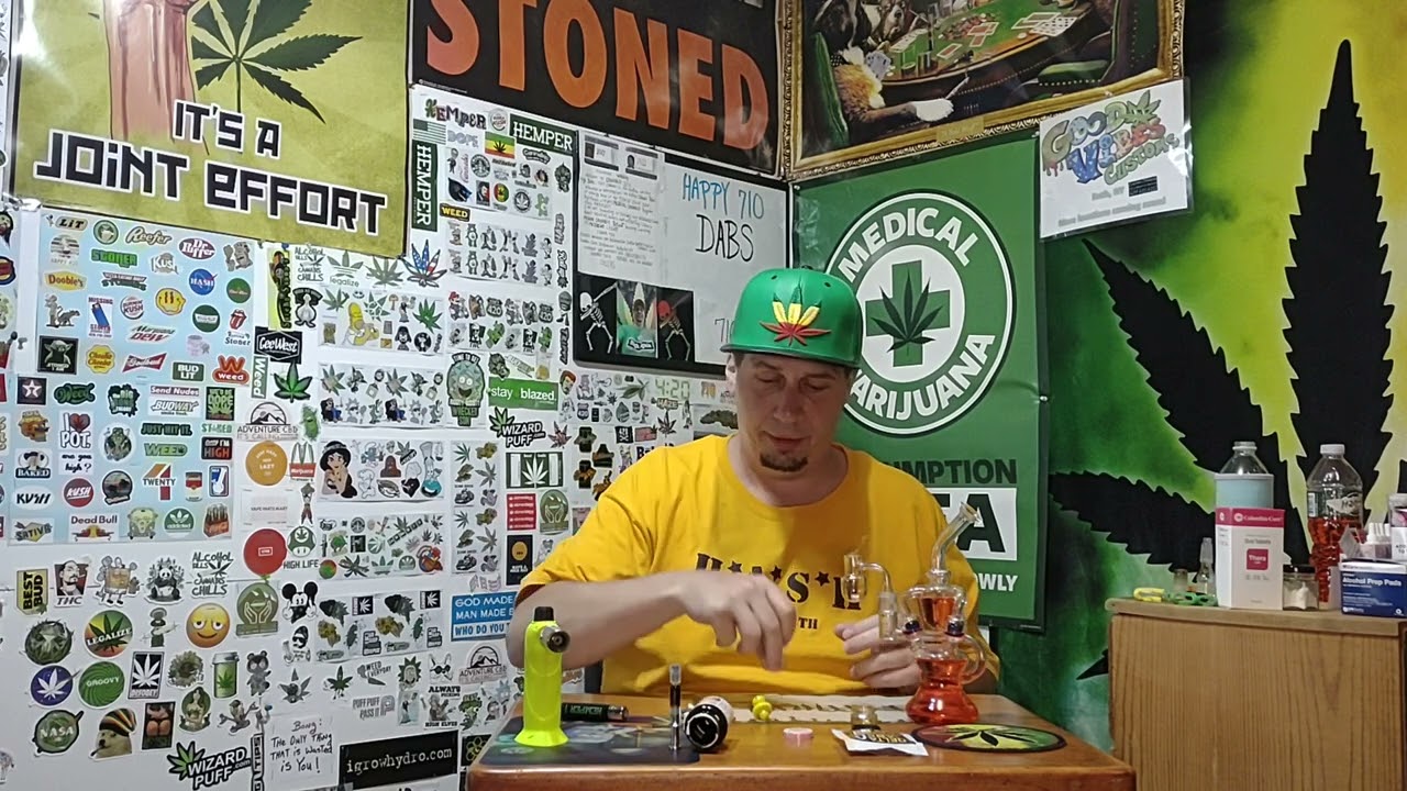 happy 710 = cannabis holiday dabs (info in description)