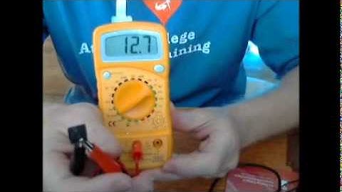 FAIL prototyping electric circuits with conductive filiment
