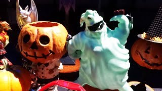 Halloween Time 2017 food and treats preview display at Disneyland Resort