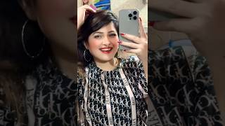 Tere Chehre Se Nazar Hatti Nahi Girlfriend 2004