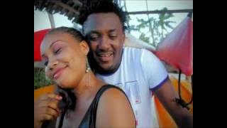 Banana Zorro - Bado Kidogo