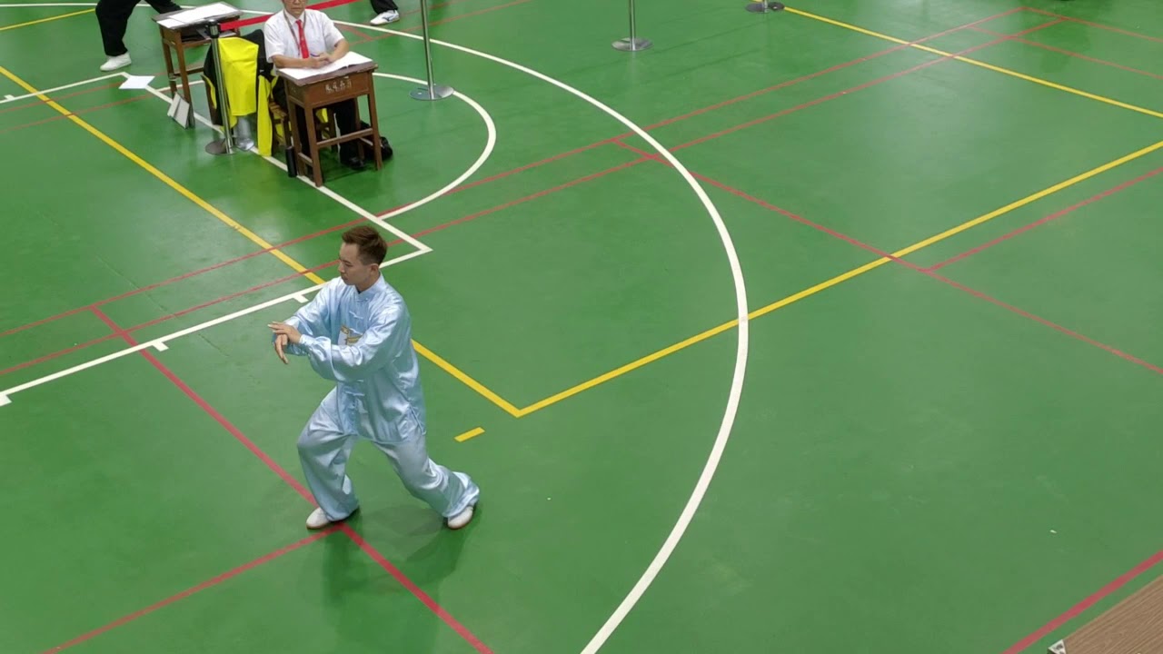 屏東縣沈信宏參加2020全民運太極拳男子37式比賽榮獲金牌