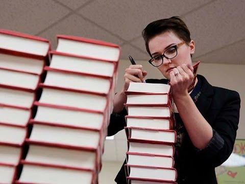 Vidéo: Veronica Roth: Biographie, Créativité, Carrière, Vie Personnelle