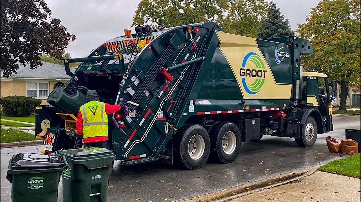 New Groot CNG Mack LR McNeilus Rear Loader Garbage Truck