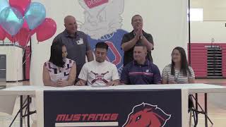 Vyncent Chavez Signing Day