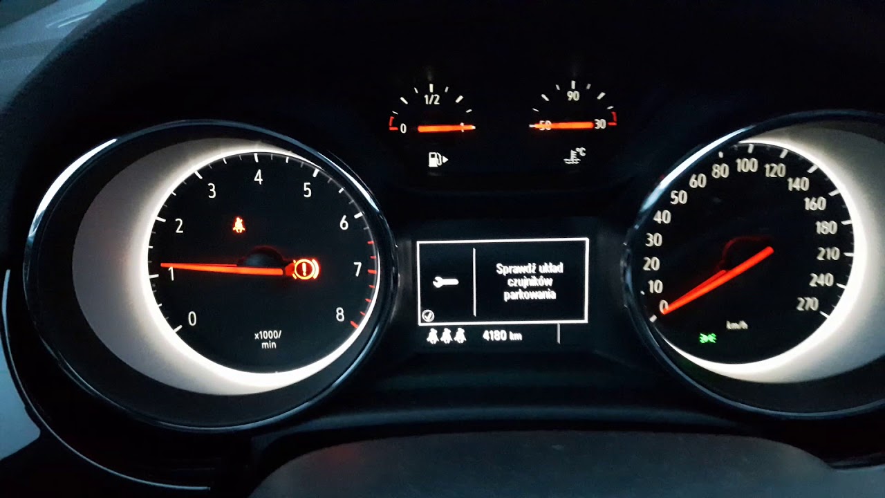 Opel Astra K 2017 alarm i czujniki parkowania problemy na mrozie