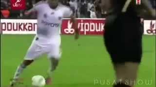 Quaresma Vs Emre Belozoglu