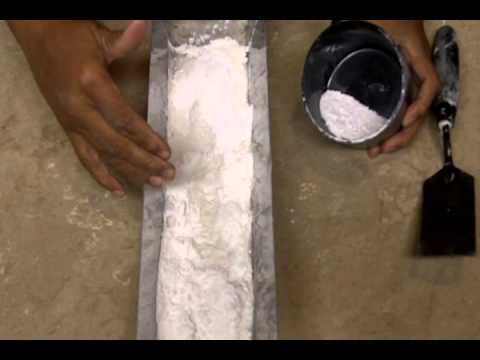 How to Mix Drywall Mud by Hand