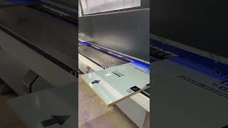 Процесс кромления плиты SUPRAMAT от AGT