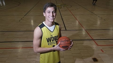 1on1 With 2017 Catholic League MVP Collin Gillespie