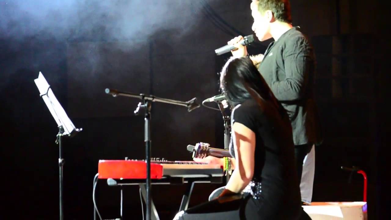 Диана Арбенина 'Ночные снайперы' и группа NAVI в Могилеве - YouTube