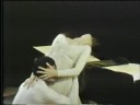 Karen Kain and Frank Augustyn in the bedroom pas from Cranko's Romeo & Juliet