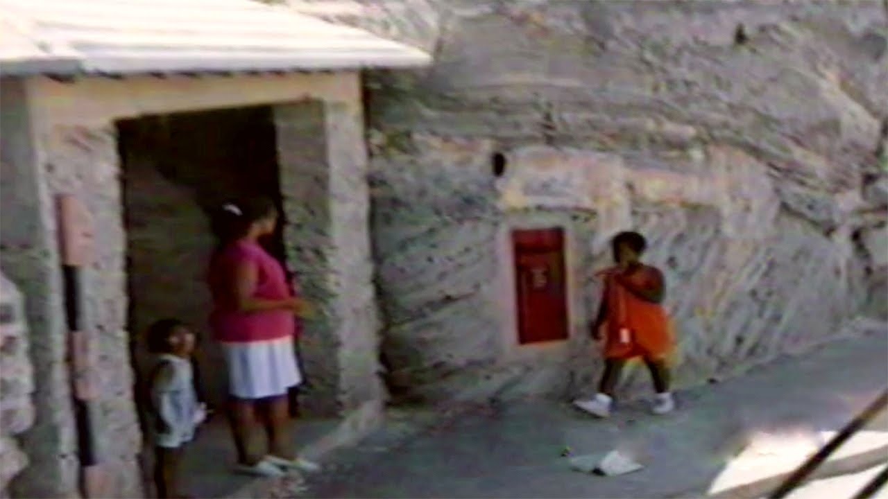 Scenes From A Bumpy Pink Bus Ride from Crawl to Hamilton ~ Bermuda 1993