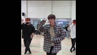 #JIN - MOON behind the scene - dance practice -MAP OF THE SOUL ON:E DVD #BTS