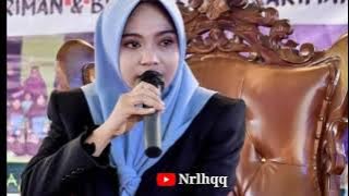 Khosidah versi prahu layar..Ustadzah mumpuni handayayekti