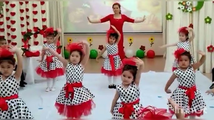 Әке, ана, қызы және ұлы орыс порно Сара Джей Джанна Мишельспен бірге порно видео