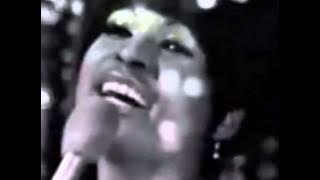 Marvelettes - When You're Young and in Love
