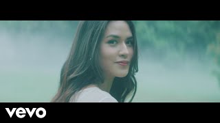 Смотреть клип Raisa - Cinta Sederhana