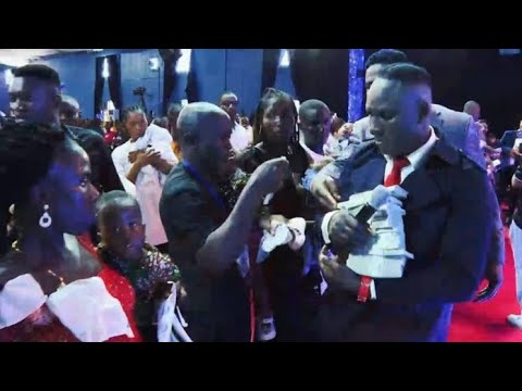 Hardship: Prophet Fufeyin Donates N30m To Less-privileged Nigerians(Watch Video)