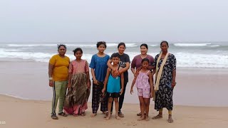 Bavanapadu Beach lo family to aatalu