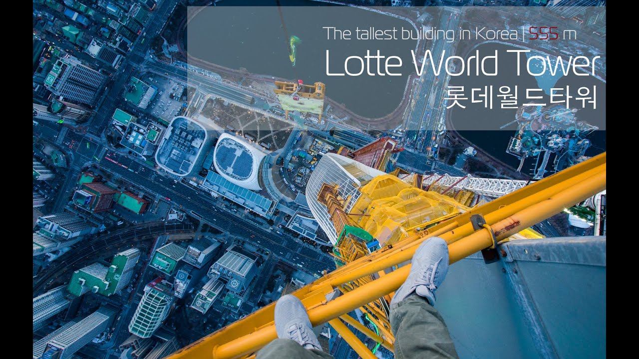 on the roofs : Lotte World Tower