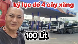 Xe Đầu Kéo Đi Đổ Năm Cây Dầu Mới Đầy Bình