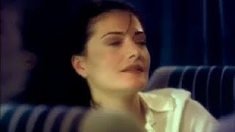 Candan Erçetin   Yalan (ENGLISH SUBS)