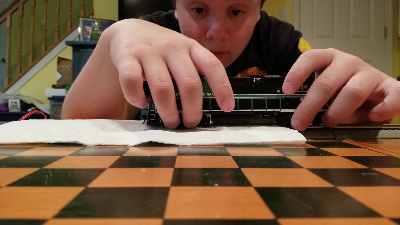 Quick and easy way to clean the wheels of a electric YouTube