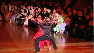 Riccardo Cocchi &amp; Yulia Zagoruychenko - Paso Doble (WSSDF2011)