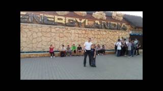 Amelia i Bartek   Tato tęsknie gość  wujek Paweł