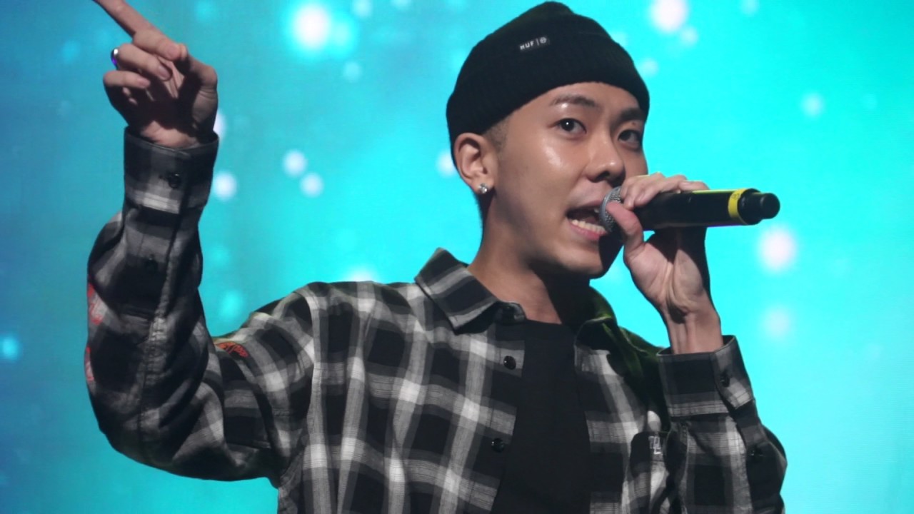 로꼬 (Loco) - 니가 모르게 라이브 직캠 (Live) - YouTube