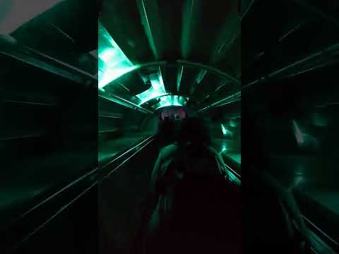 Light shows in the escalators of the Atomium - Bruxelles