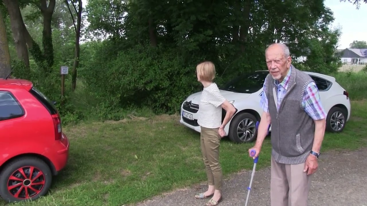 V175 Dorfkirche Podewall Der Film ist Peter Pollmer gewidmet 26,17Min 4,03GB