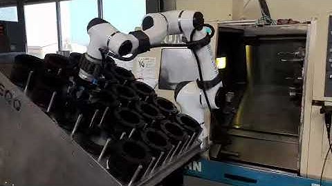 Cobot application CNC loading and unloading application
