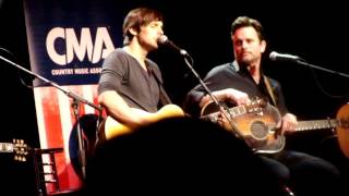 Charlie Worsham - Love don't die easy, IndigO2 London 2016 chords