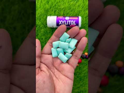 لا ت عط الأطفال الصغار علكة الفقاعات ميمات