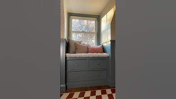 DIY built-in window bench seat with drawers and storage. #builtins #diycabinet #diyprojects