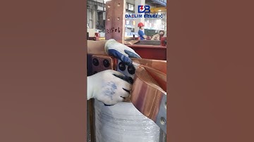 Fixing the busbars on the transformer body