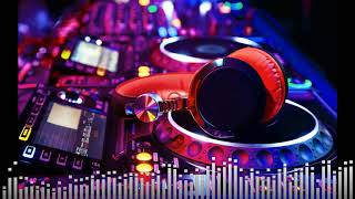 Showtek Ft We Are Loud  Sonny Wilson  Booyah party Favors festival Trap Remix