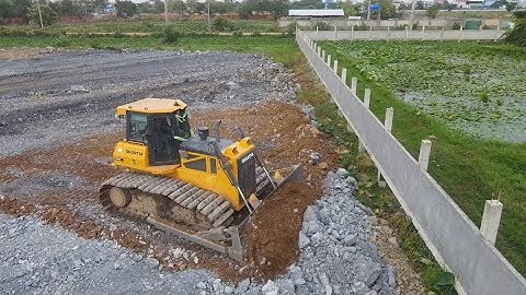 Best Action Showing Of Bulldozer SHANTUI DH17 In Progress Push Stone Filling Part Elbow To Equal